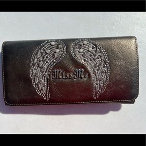 Miss Me Wallet